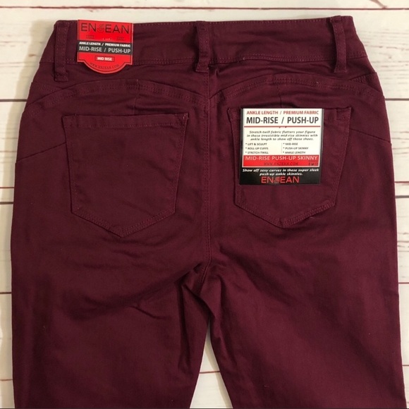*3 for $30* Burgundy mid-rise push-up Skinny Jeans - Picture 6 of 8